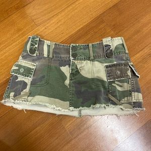 Vintage Abercrombie jean camo mini skirt